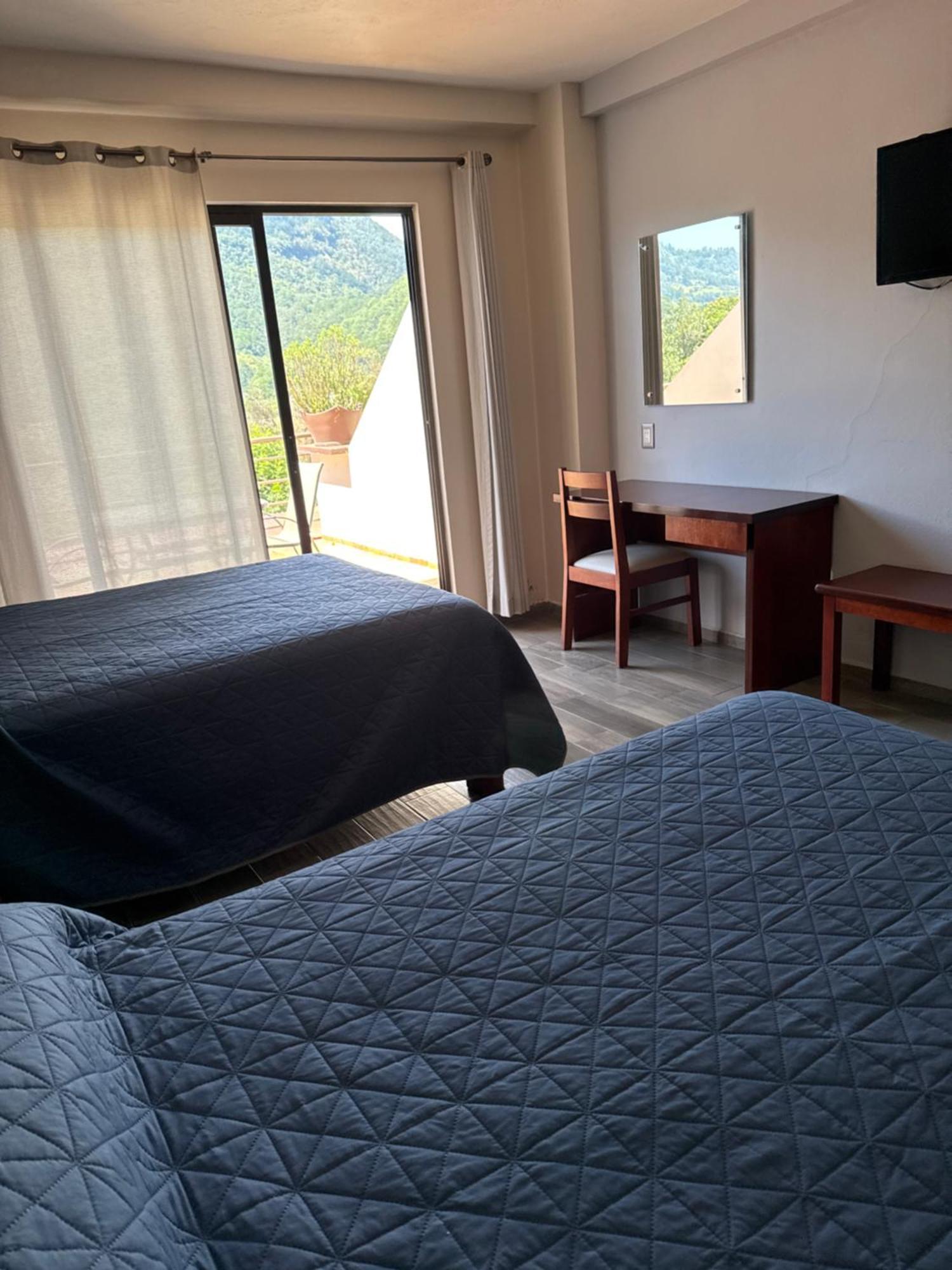 Hotel Suites Don Miguel Tlatlauquitepec Esterno foto